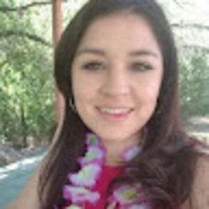 Meet your Posher, Dinorah